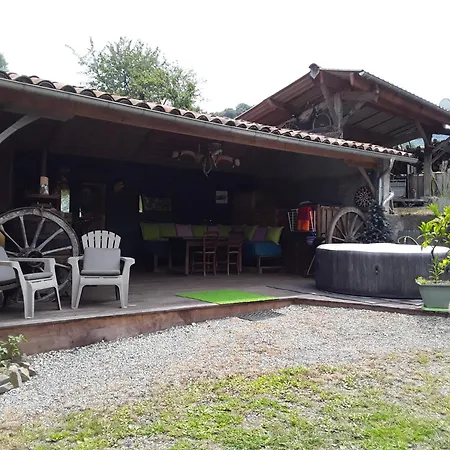 Location En Pre Montagne Pyreneenne Daire *